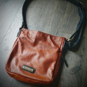 2/$15 Steve Madden Brown and Black Adjustable Crossbody Bag Expandable Design